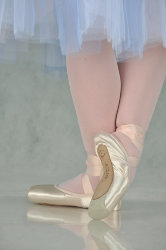 First pointe с пятаком