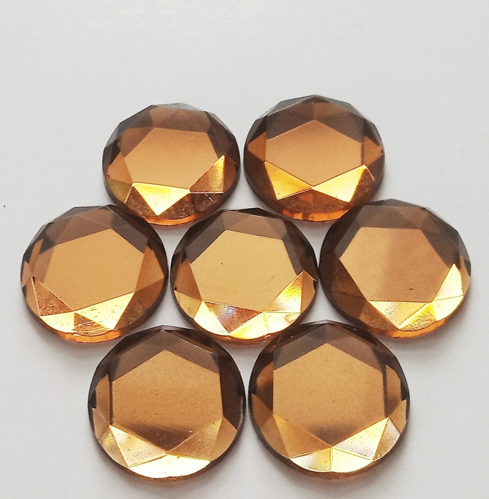 Стразы круг  Smoked Topaz 18мм